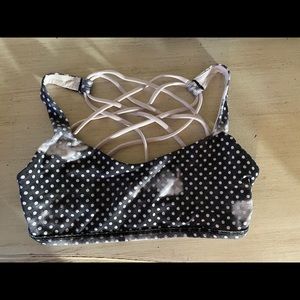 Lululemon free to be wild bra